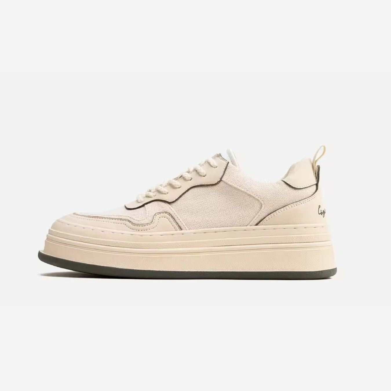 Lost Laces UAE Dubai Shoes Sneakers Shop Store, White Sneaker, Linen sneaker, Breathable & Comfortable Shoes, Retro high quality sneakers, stylish everyday sneaker for men and women